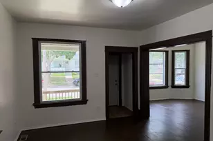 2226 S 30th St, Milwaukee, WI 53215 - Photo 16