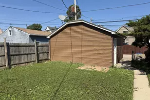 2226 S 30th St, Milwaukee, WI 53215 - Photo 4