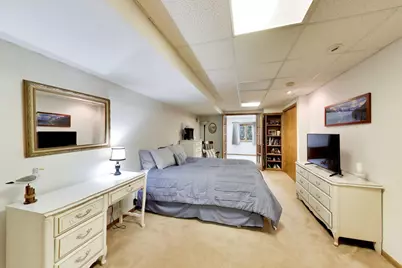 3246 N Robin Rd, Geneva, WI 53147 - Photo 22