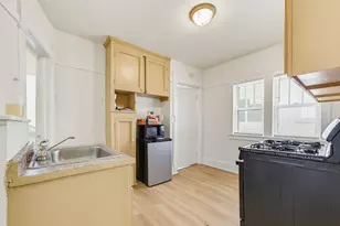 516 N 28th St, Milwaukee, WI 53208 - Photo 16