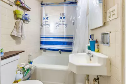 516 N 28th St #518, Milwaukee, WI 53208 - Photo 10