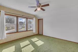 2410 S 10th St, Sheboygan, WI 53081 - Photo 20