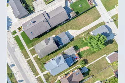 2410 S 10th St, Sheboygan, WI 53081 - Photo 30