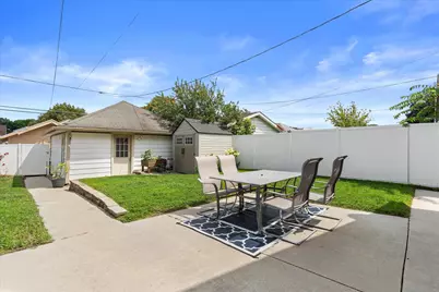 2234 S 72nd St, West Allis, WI 53219 - Photo 24