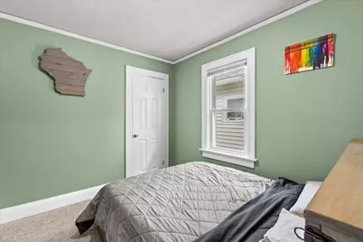 2234 S 72nd St, West Allis, WI 53219 - Photo 12
