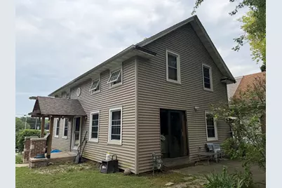 N85W16295  Arthur Ave, Menomonee Falls, WI 53051 - Photo 4