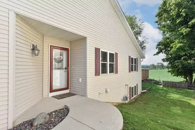 615  NE Shna Bek Trl #9, Kewaskum, WI 53040 - Photo 32