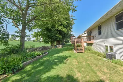 615  NE Shna Bek Trl #9, Kewaskum, WI 53040 - Photo 26