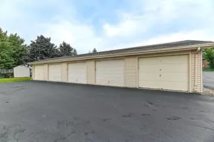 6640 Mariner Dr, Racine, WI 53406 - Photo 18