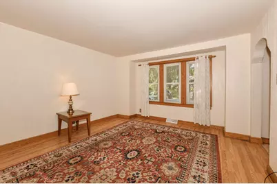 2874 N 59th St, Milwaukee, WI 53210 - Photo 6