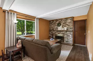 114 Gordon Ct, Mukwonago, WI 53149 - Photo 10