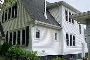 704 William St, Racine, WI 53402 - Photo 2