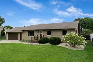 W7789 Balduzzi Dr, Onalaska, WI 54650 - Photo 1