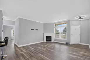 1045 Bedford Ct, Racine, WI 53406 - Photo 6