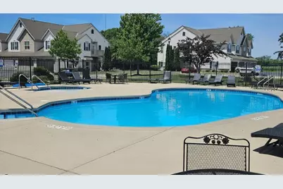 1045  Bedford Ct #102, Racine, WI 53406 - Photo 24
