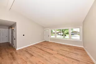 4460 Glenway St, Wauwatosa, WI 53225 - Photo 6