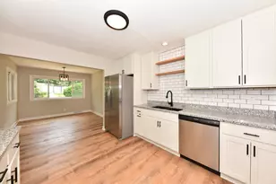 4460 Glenway St, Wauwatosa, WI 53225 - Photo 12