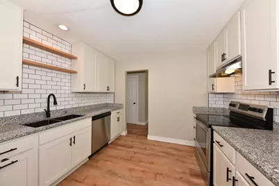 4460  Glenway St, Wauwatosa, WI 53225 - Photo 14