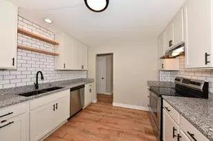 4460 Glenway St, Wauwatosa, WI 53225 - Photo 14
