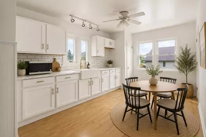 10110 S Shepard Ave, Oak Creek, WI 53154 - Photo 14