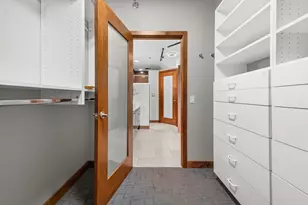 102 N Water St, Milwaukee, WI 53202 - Photo 18