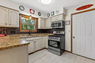 159 11th Ave, Racine, WI 53182 - Photo 16