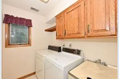 563  Kreusers Ridge St, Richfield, WI 53017 - Photo 22
