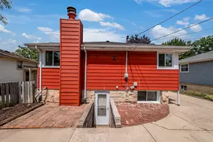 9821 W Grantosa Dr, Wauwatosa, WI 53222 - Photo 30