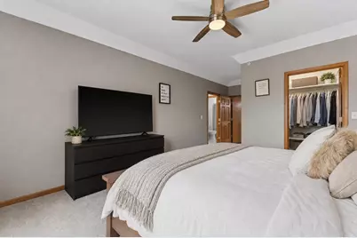 7942  Williamsburg Ct #201, Bristol, WI 53104 - Photo 10