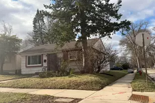 5733 W Custer Ave, Milwaukee, WI 53218 - Photo 2