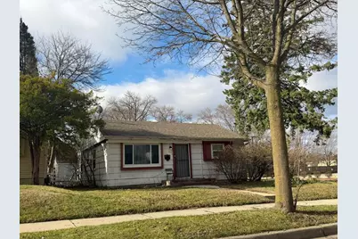 5733 W Custer Ave, Milwaukee, WI 53218 - Photo 4