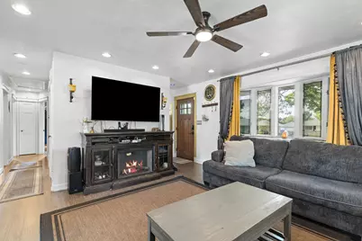 1409 W Wanda Ave, Milwaukee, WI 53221 - Photo 4