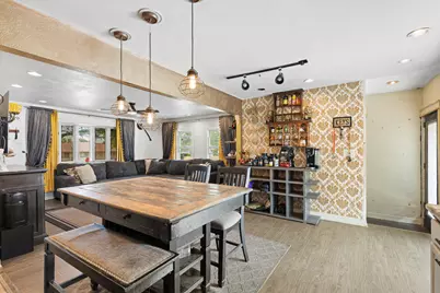 1409 W Wanda Ave, Milwaukee, WI 53221 - Photo 8