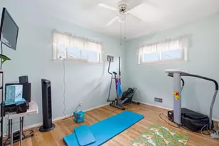 7849 W Herbert Ave, Milwaukee, WI 53218 - Photo 16