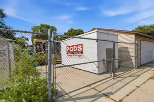 7849 W Herbert Ave, Milwaukee, WI 53218 - Photo 32