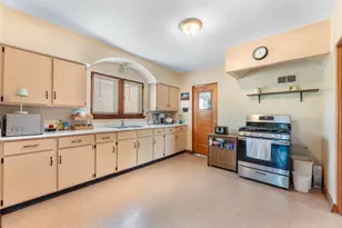 1620 E Olive St, Shorewood, WI 53211 - Photo 30