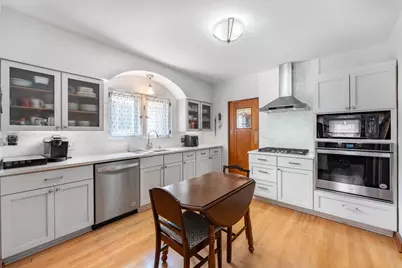 1620 E Olive St #1622, Shorewood, WI 53211 - Photo 16