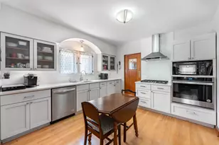 1620 E Olive St, Shorewood, WI 53211 - Photo 16