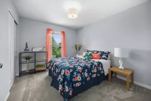 221 Arbor Point Ave, West Bend, WI 53095 - Photo 26