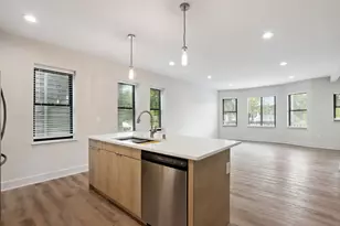 2212 N Cambridge Ave, Milwaukee, WI 53202 - Photo 20