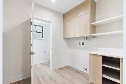 2212 N Cambridge Ave #2214, Milwaukee, WI 53202 - Photo 38