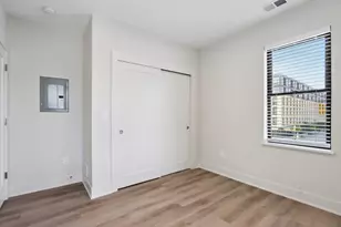 2212 N Cambridge Ave, Milwaukee, WI 53202 - Photo 44