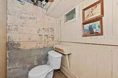 5223 W Hayes Ave, West Allis, WI 53219 - Photo 32