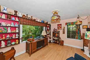 5223 W Hayes Ave, West Allis, WI 53219 - Photo 22