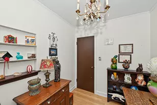 5223 W Hayes Ave, West Allis, WI 53219 - Photo 18