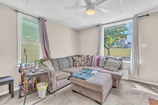 1433 S 11th St, Sheboygan, WI 53081 - Photo 4