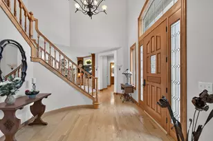 W162N7406 Tamarack Trail, Menomonee Falls, WI 53051 - Photo 8
