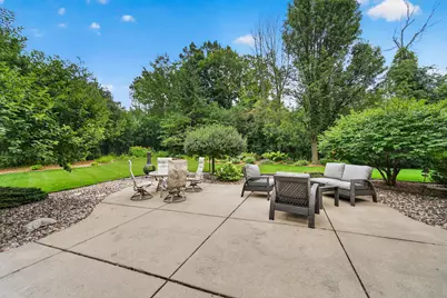 W162N7406  Tamarack Trl, Menomonee Falls, WI 53051 - Photo 46