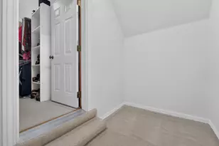 W162N7406 Tamarack Trail, Menomonee Falls, WI 53051 - Photo 20
