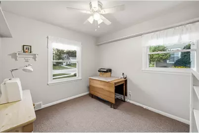 148  Tower Dr, Port Washington, WI 53074 - Photo 12